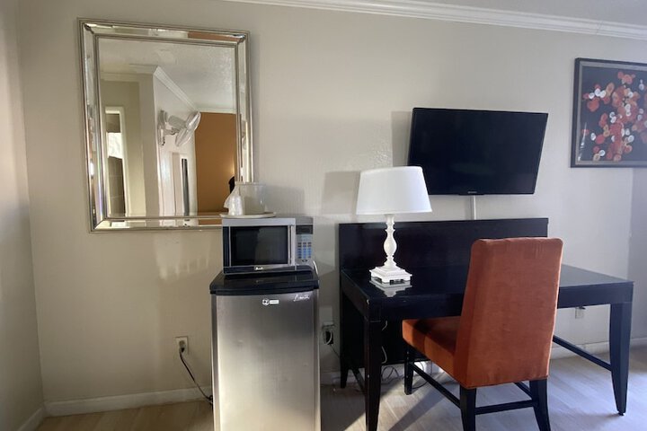 Room 55 of 71