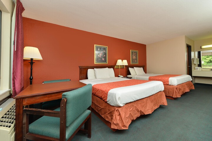 Room 15 of 18