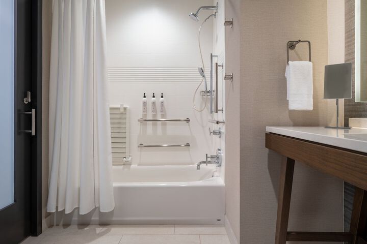 Delta Hotels by Marriott Wichita Falls Convention Center