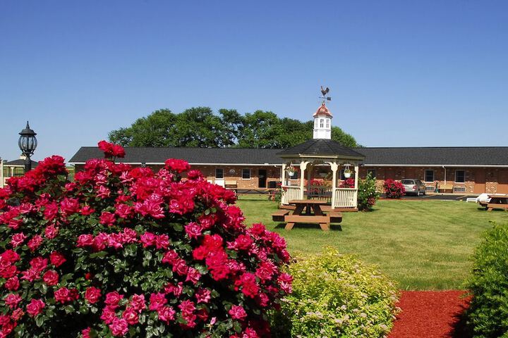 Weathervane Motor Court