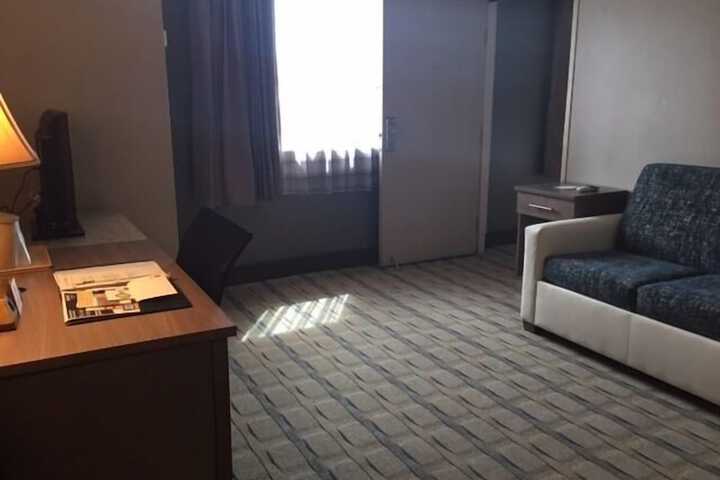 Room 22 of 54