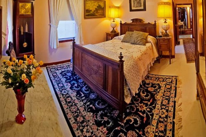 Room 20 of 27