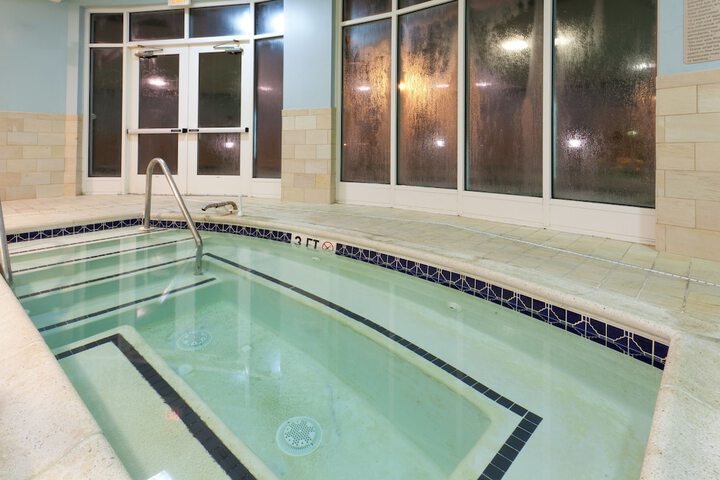 Pool 15 of 93