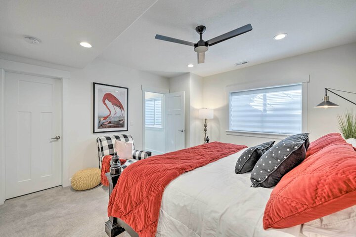 Vibrant Chic Home 20 Mi to Salt Lake City!