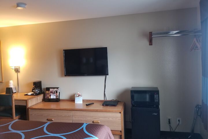 Super 8 by Wyndham Carson City / Lake Tahoe
