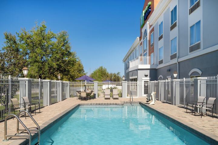 Holiday Inn Express Lake Wales N-Winter Haven by IHG