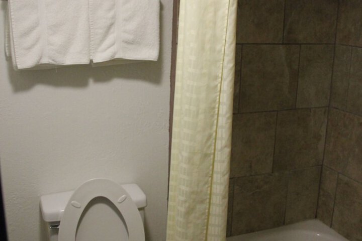 Room 12 of 20