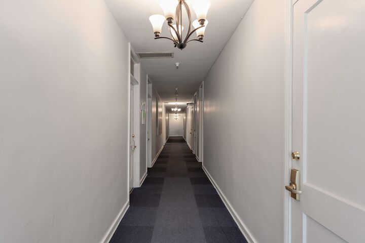 Ballroom/Hall 30 of 37