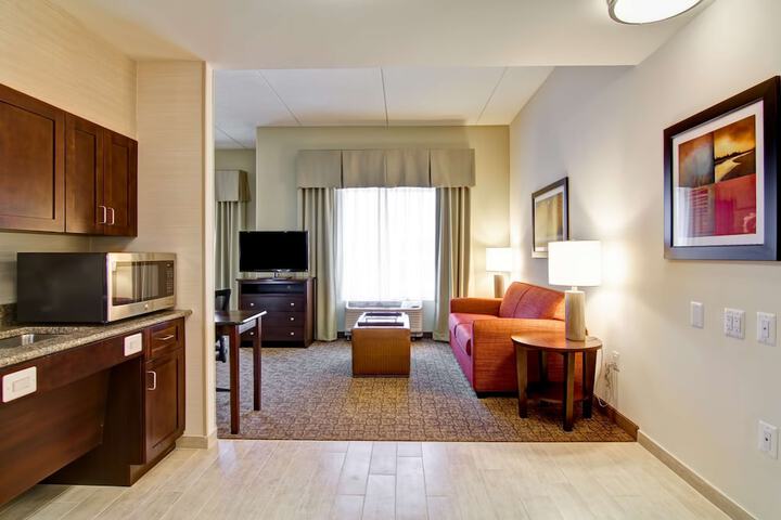 Room 17 of 40