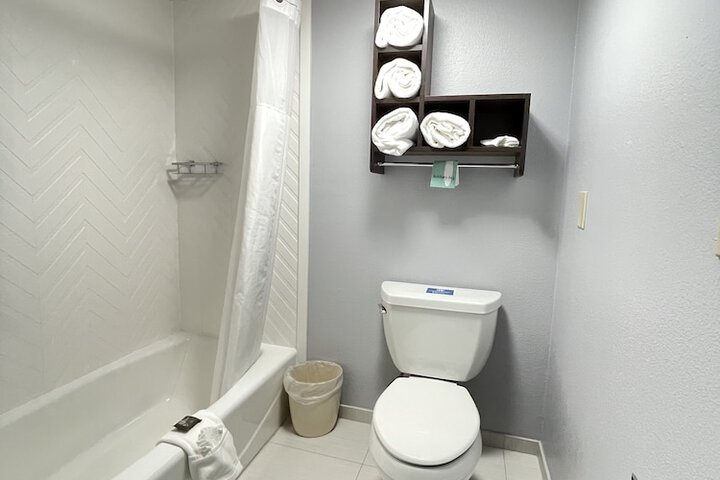 Country Inn & Suites by Radisson San Carlos, CA
