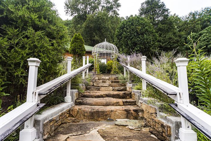 Stone Manor Boutique Inn