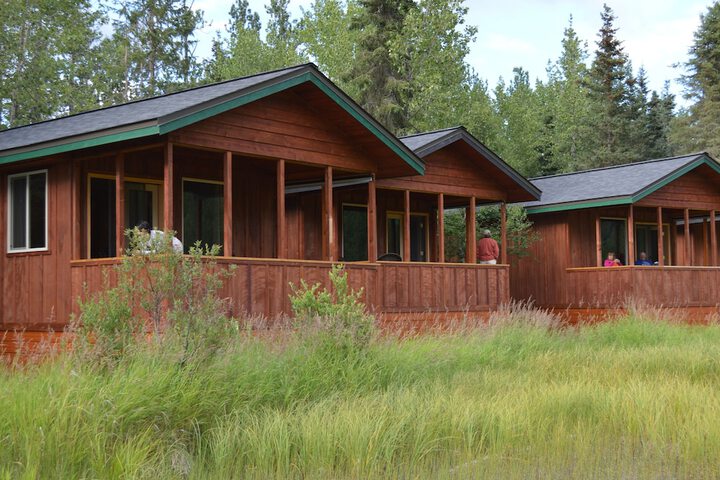 Summit Lake Lodge