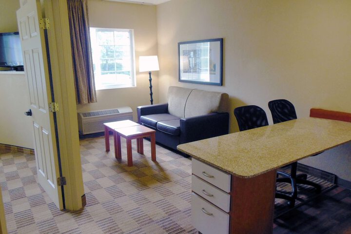 Room 10 of 31