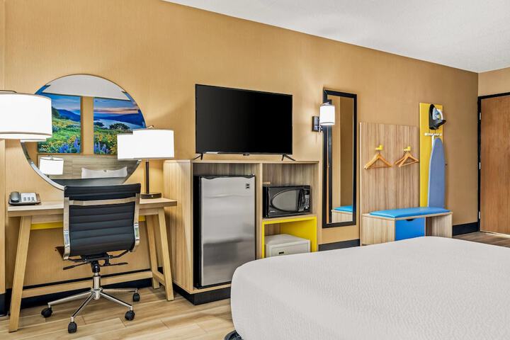 Days Inn by Wyndham Helena