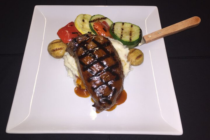 Dining 41 of 59