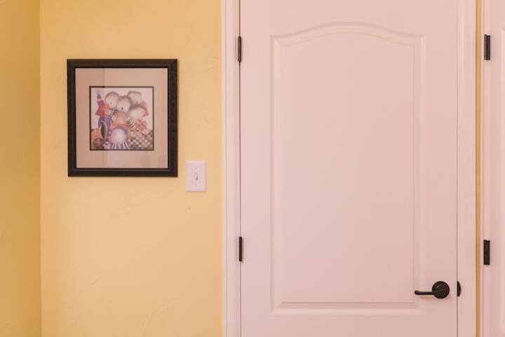 Room 40 of 74