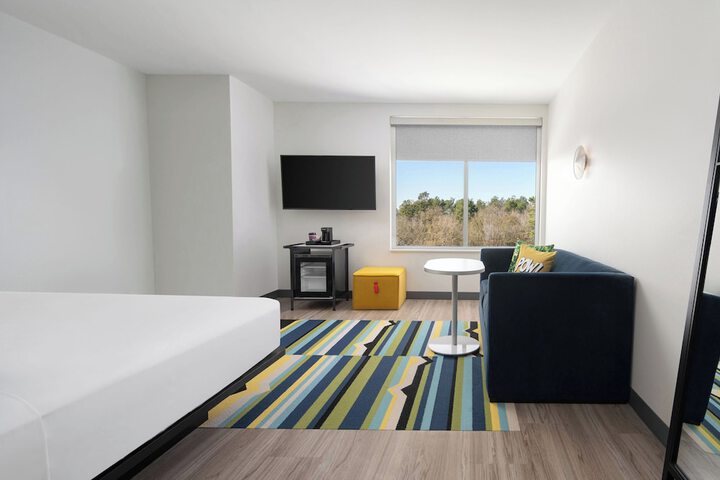 Aloft by Marriott Shenandoah Woodlands Area
