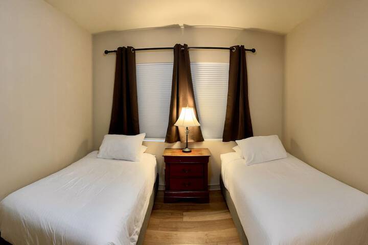 Room 26 of 118