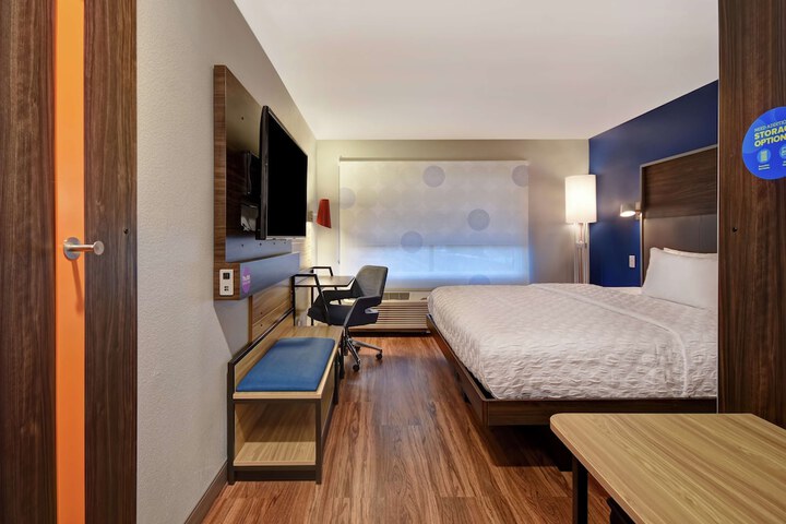 Room 31 of 44