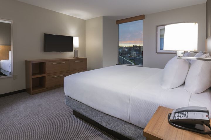 Hyatt Place Marlborough / Apex Center