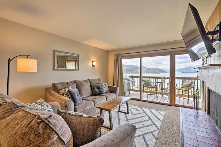 Lakefront Dillon Condo w / Pool Access: Near Skiing