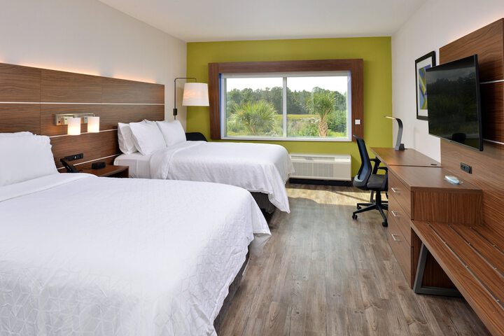 Room 44 of 79