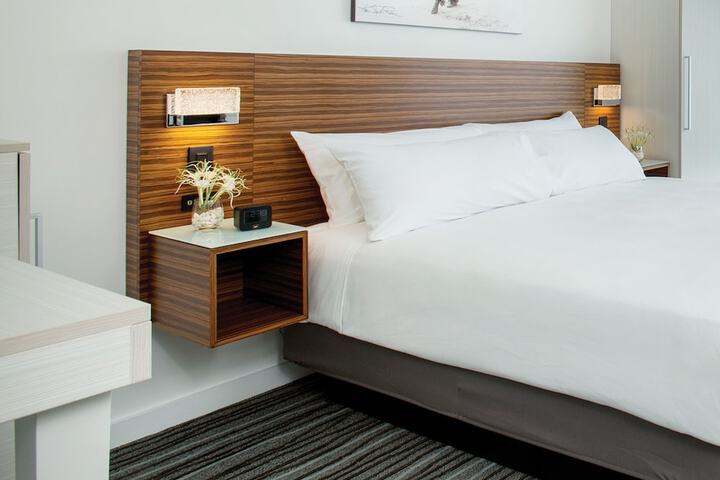 Grand Naniloa Hotel Hilo - a Doubletree by Hilton