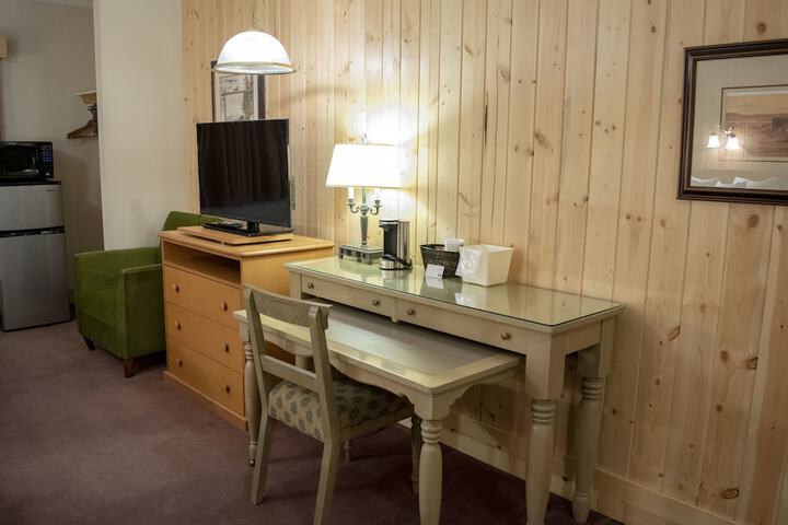 Room 50 of 191