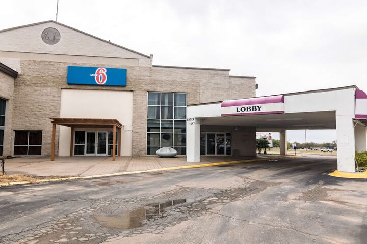Motel 6 Snyder TX