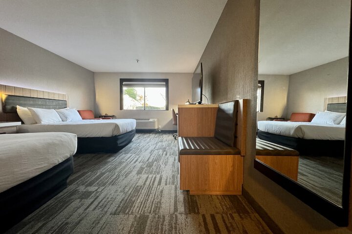 Room 18 of 44
