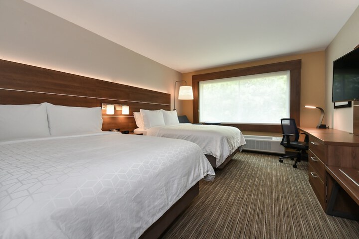 Room 10 of 27