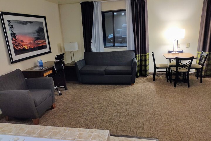 Room 7 of 31