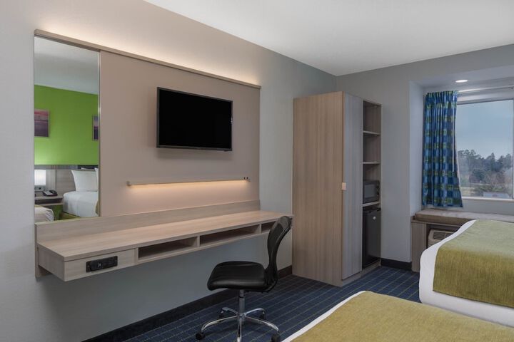 Room 20 of 30