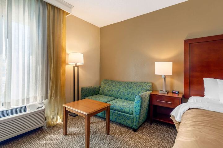 Quality Inn & Suites Olde Town