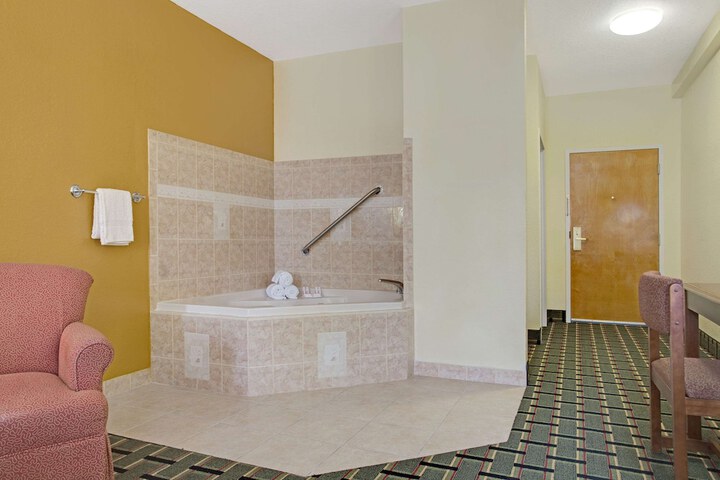 Room 14 of 17