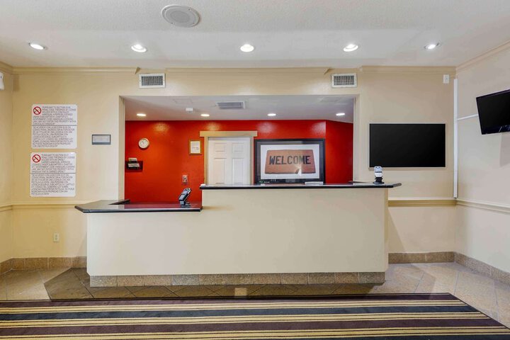 Hotel Interior 13 of 40