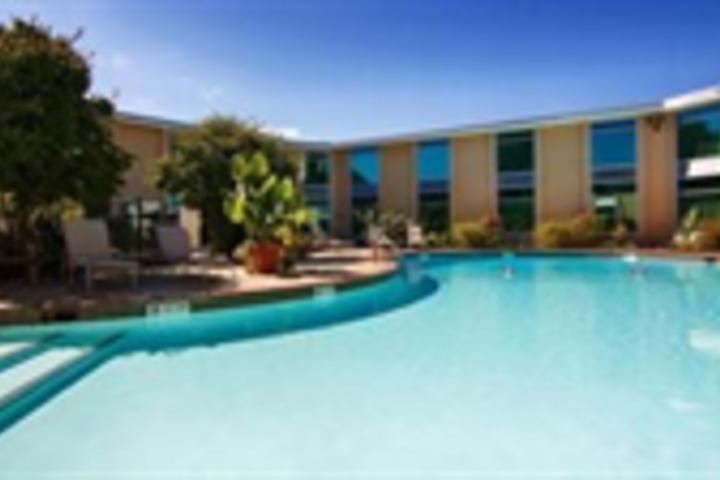 BEST WESTERN SYRACUSE AIRPORT INN