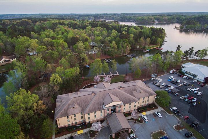 The Lodge on Lake Oconee