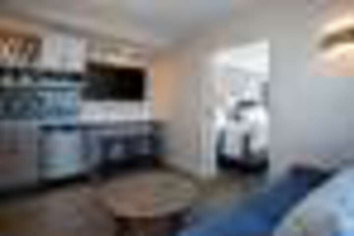 Room 89 of 152