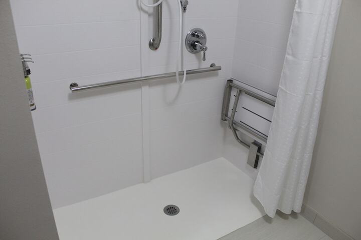 Holiday Inn Express & Suites Latta by IHG