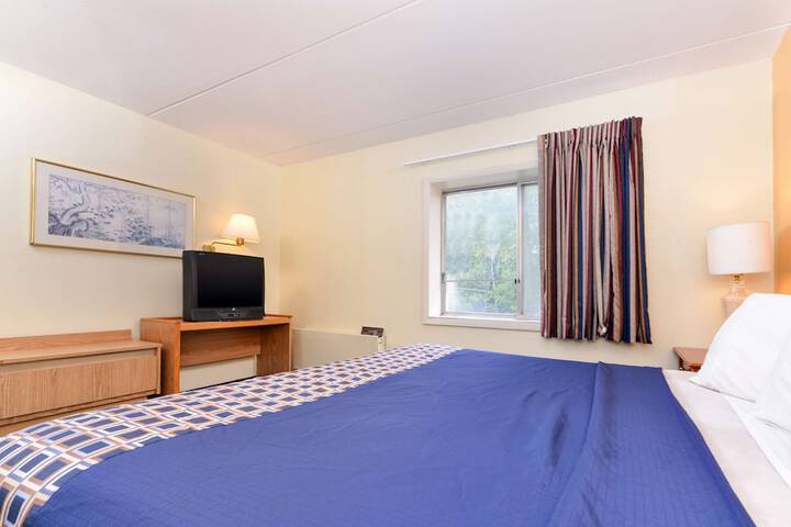 Americas Best Value Inn Geneva
