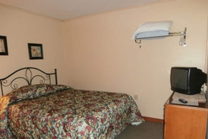 Riverbend Lodging