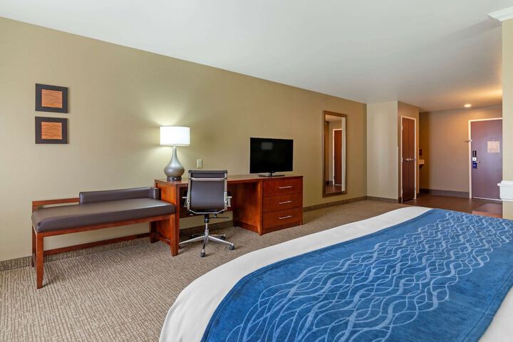 Room 16 of 39