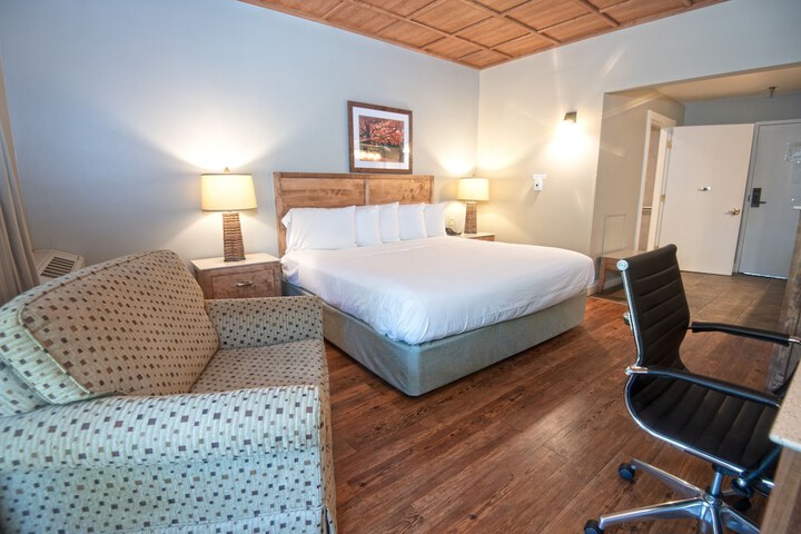 Room 49 of 108