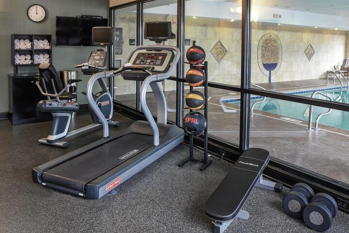 Hampton Inn & Suites Youngstown-Canfield