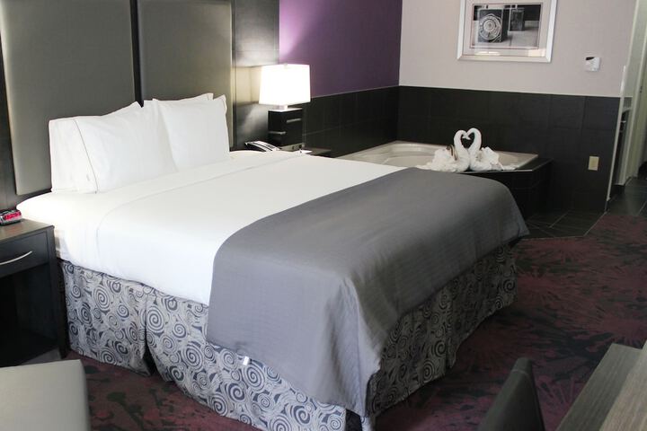 Room 18 of 52
