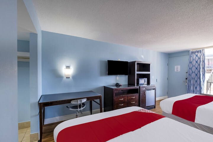 Room 15 of 22