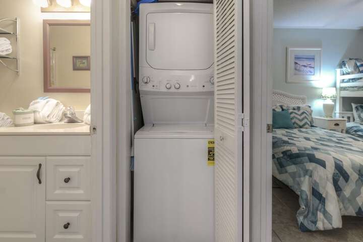 Laundry 25 of 28