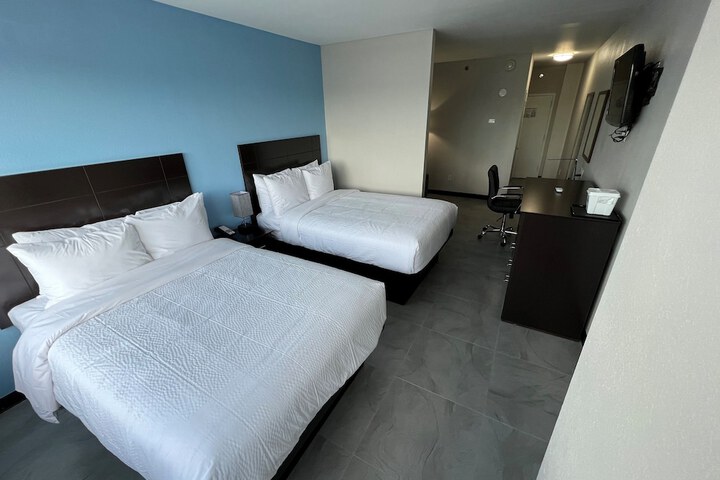 Room 21 of 27