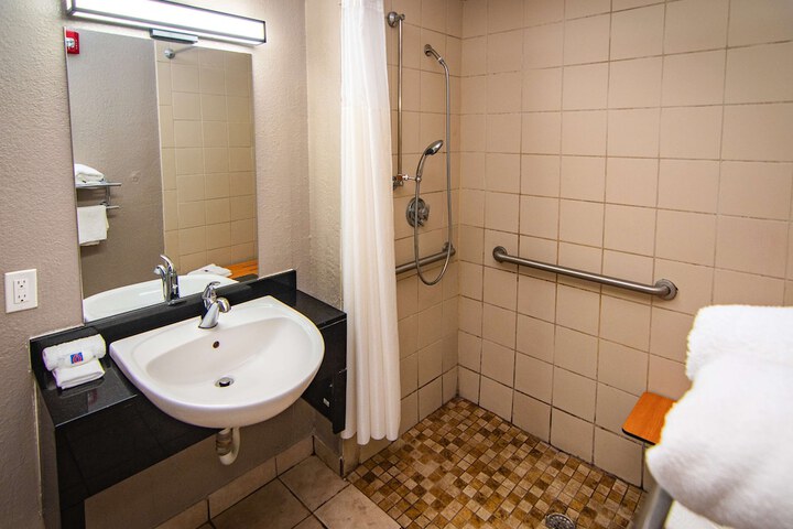 Room 20 of 52